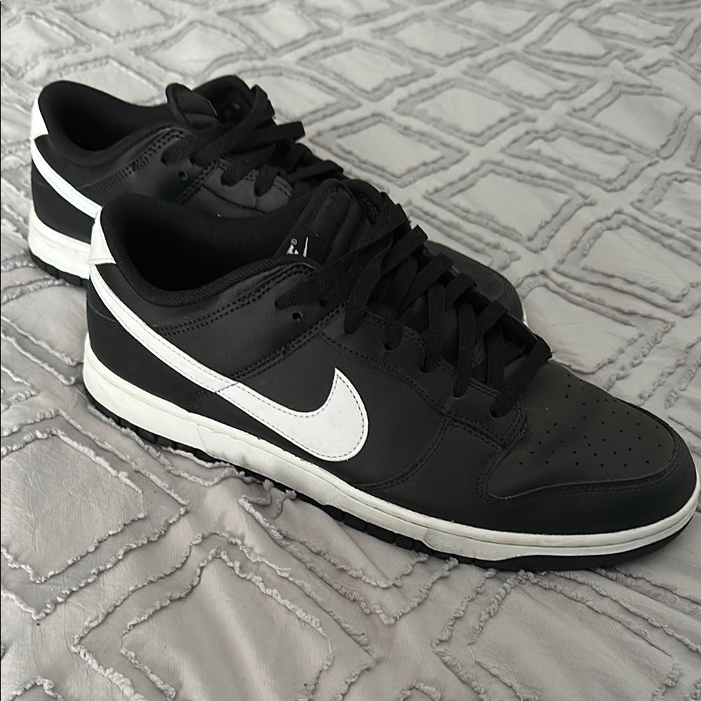 Nike Black and White Sneakers